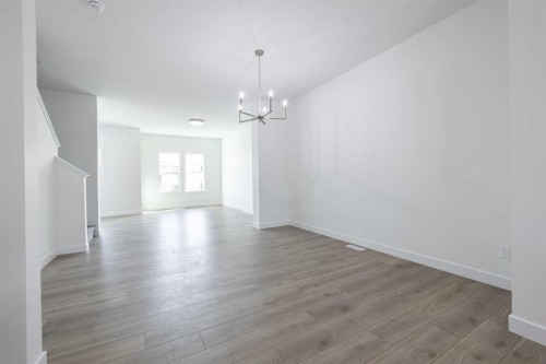11 Tillotson Loop, Okotoks, AB 