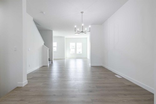 11 Tillotson Loop, Okotoks, AB 