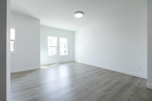 11 Tillotson Loop, Okotoks, AB 