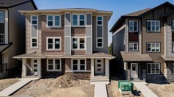 11 Tillotson Loop Okotoks, AB T1S 4S8
