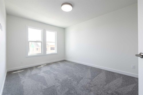 11 Tillotson Loop, Okotoks, AB 