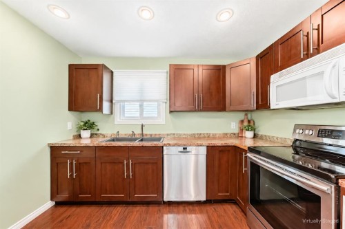 36 Castleglen Way Ne, Calgary, AB 