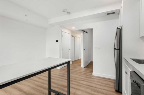 1208-123 4 Street Ne, Calgary, AB 
