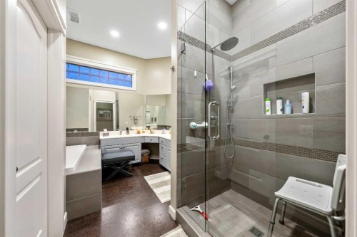 12 Patina Hill Sw, Calgary, AB 