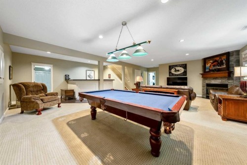 12 Patina Hill Sw, Calgary, AB 
