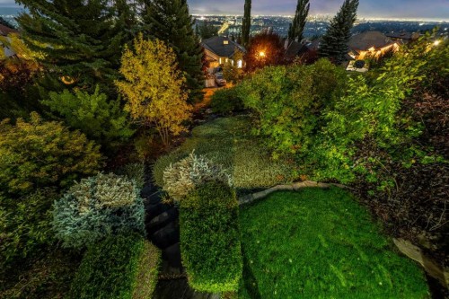12 Patina Hill Sw, Calgary, AB 