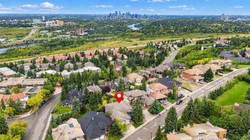 12 Patina Hill Sw, Calgary, AB 