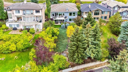 12 Patina Hill Sw, Calgary, AB 