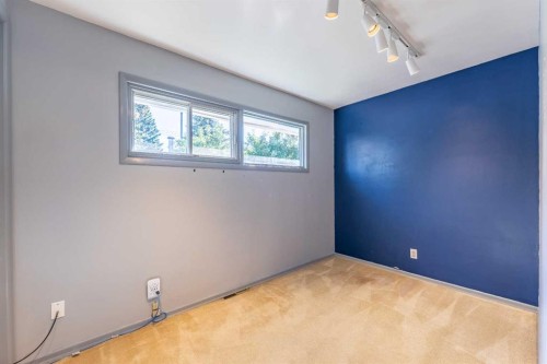 11 Winchester Crescent Sw, Calgary, AB 