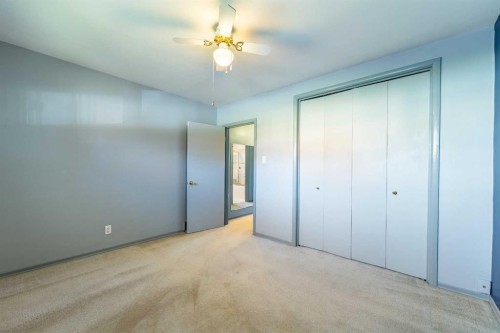11 Winchester Crescent Sw, Calgary, AB 
