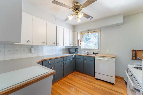 11 Winchester Crescent Sw, Calgary, AB 