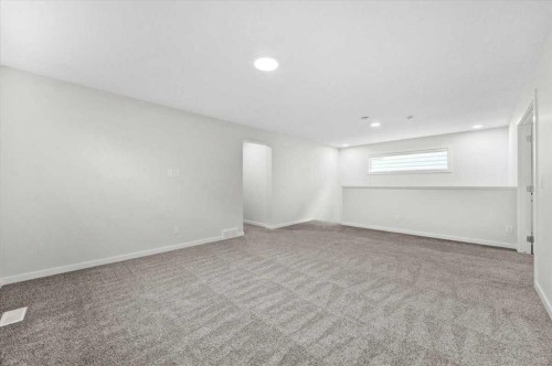 75 Versant Rise Sw, Calgary, AB 