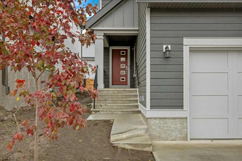 75 Versant Rise Sw, Calgary, AB 