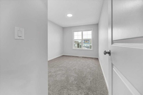 75 Versant Rise Sw, Calgary, AB 