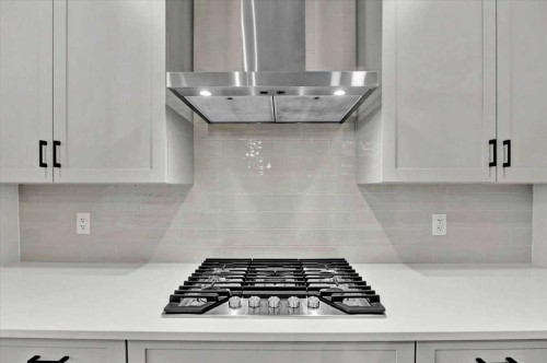 75 Versant Rise Sw, Calgary, AB 