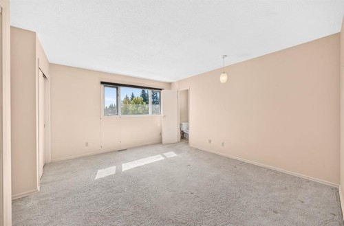 1104 Southglen Drive Sw, Calgary, AB 