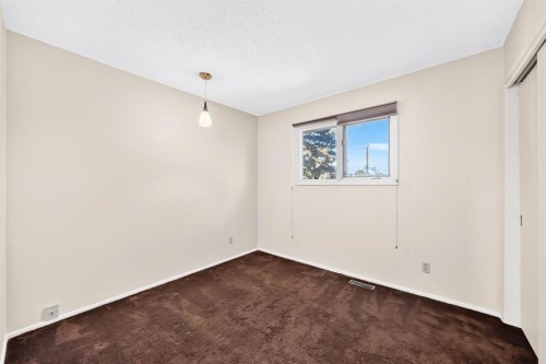 1104 Southglen Drive Sw, Calgary, AB 