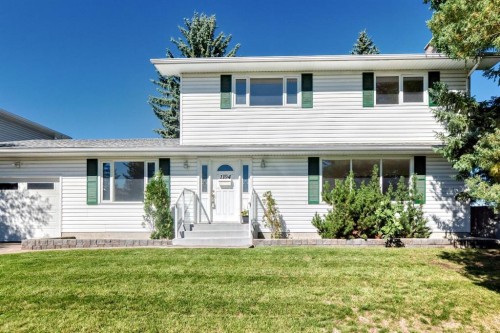 1104 Southglen Drive Sw, Calgary, AB 