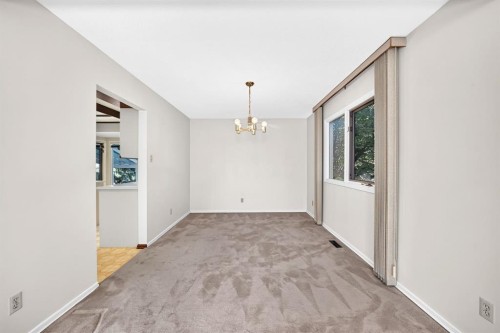1104 Southglen Drive Sw, Calgary, AB 