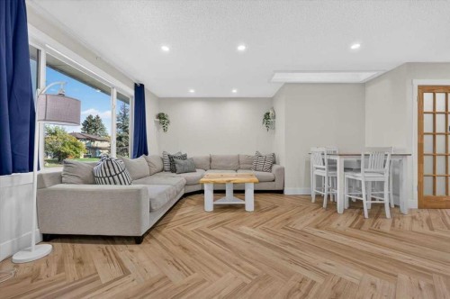 3248 Doverville Crescent Se, Calgary, AB 