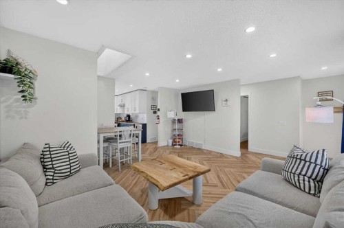 3248 Doverville Crescent Se, Calgary, AB 