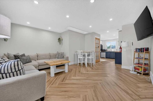 3248 Doverville Crescent Se, Calgary, AB 