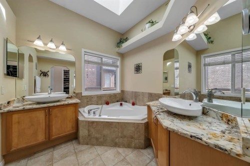 41 Evercreek Bluffs Crescent Sw, Calgary, AB 