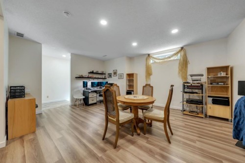 41 Evercreek Bluffs Crescent Sw, Calgary, AB 
