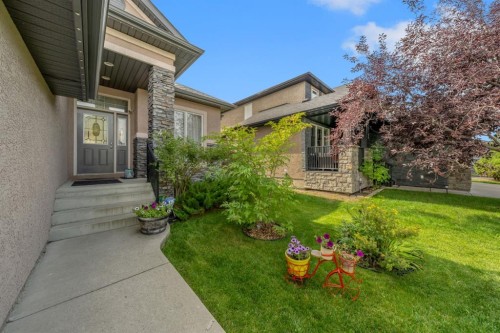 41 Evercreek Bluffs Crescent Sw, Calgary, AB 