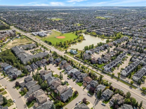 41 Evercreek Bluffs Crescent Sw, Calgary, AB 