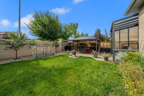 41 Evercreek Bluffs Crescent Sw, Calgary, AB 