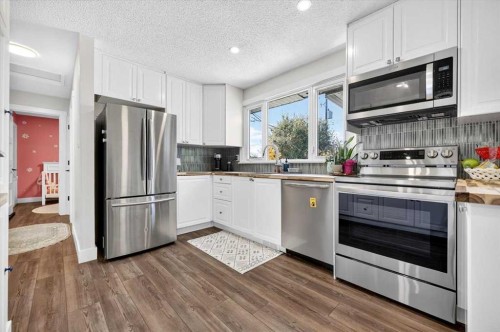 1011 32 Street Se, Calgary, AB 