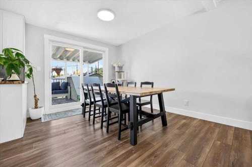 1011 32 Street Se, Calgary, AB 