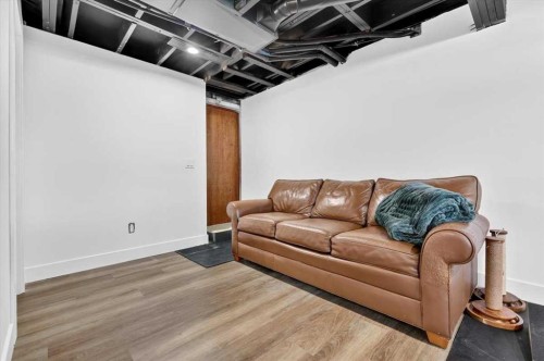 1011 32 Street Se, Calgary, AB 