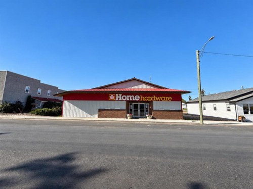 19 Railway Avenue North, Marwayne, AB 