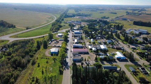 19 Railway Avenue North, Marwayne, AB 
