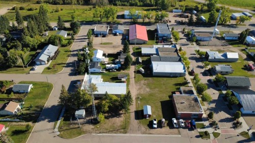 19 Railway Avenue North, Marwayne, AB 