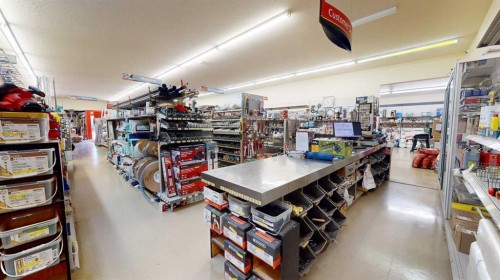 19 Railway Avenue North, Marwayne, AB 