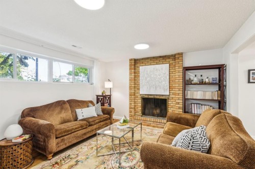 532 Queensland Circle Se, Calgary, AB 