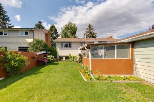 532 Queensland Circle Se, Calgary, AB 