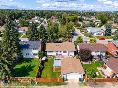 532 Queensland Circle Se, Calgary, AB 