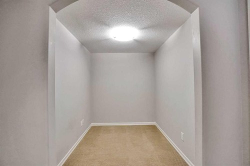 60 Cranarch Rise Se, Calgary, AB 