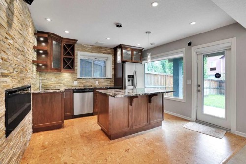 60 Cranarch Rise Se, Calgary, AB 