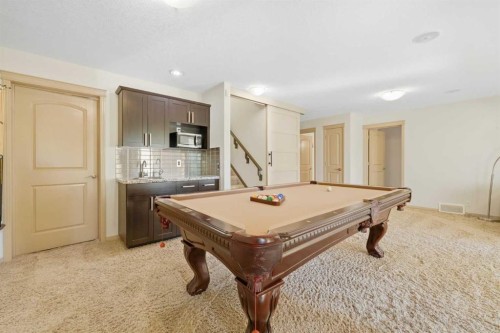 212 Everglade Circle Sw, Calgary, AB 