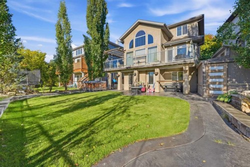 212 Everglade Circle Sw, Calgary, AB 