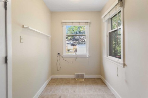 1741 24 Street Sw, Calgary, AB 