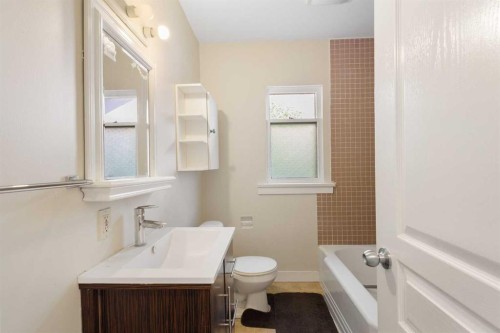 1741 24 Street Sw, Calgary, AB 