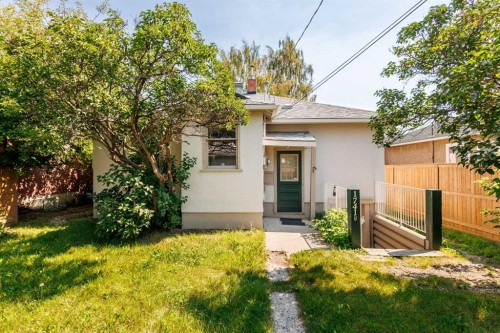 1741 24 Street Sw, Calgary, AB 