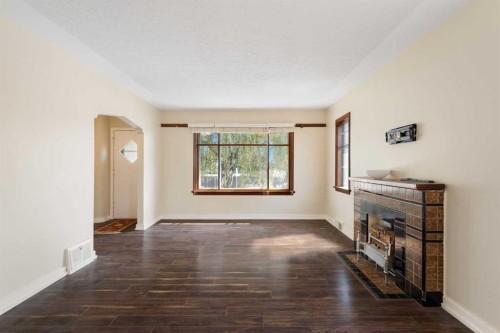 1741 24 Street Sw, Calgary, AB 