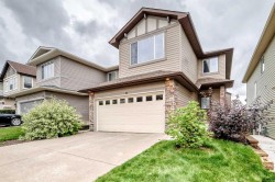 27 Pantego Way NWCalgary, AB T3K 0C3